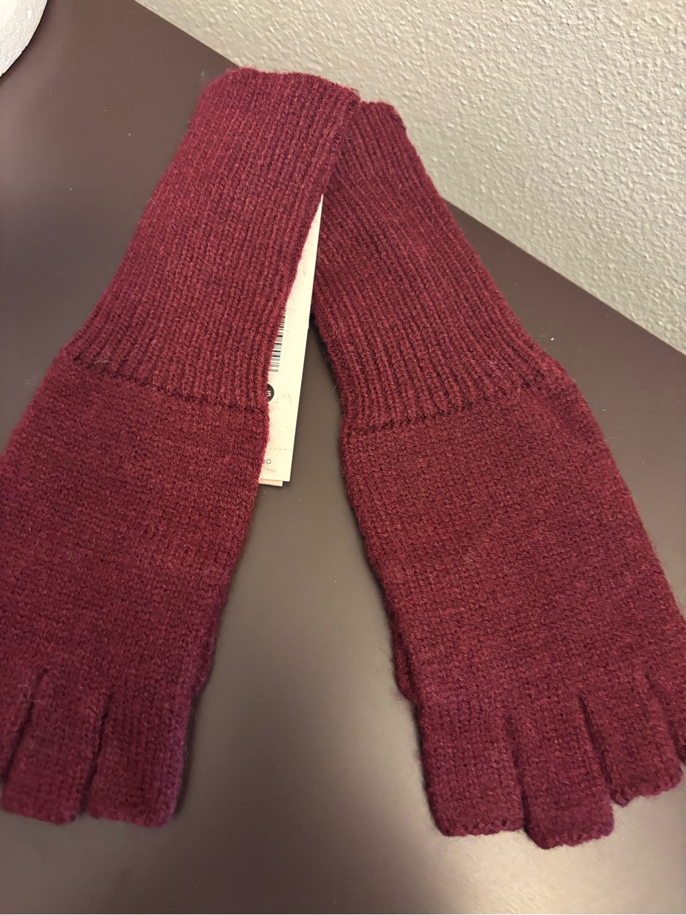 AQUA Women's Cozy Burgundy Knit Gloves by Bloomingdales